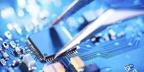 中國(guó)集成電路產(chǎn)業(yè)技術(shù)水平現(xiàn)狀及研發(fā)分析